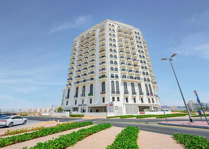 Charming Studio With Dubailand Charm
