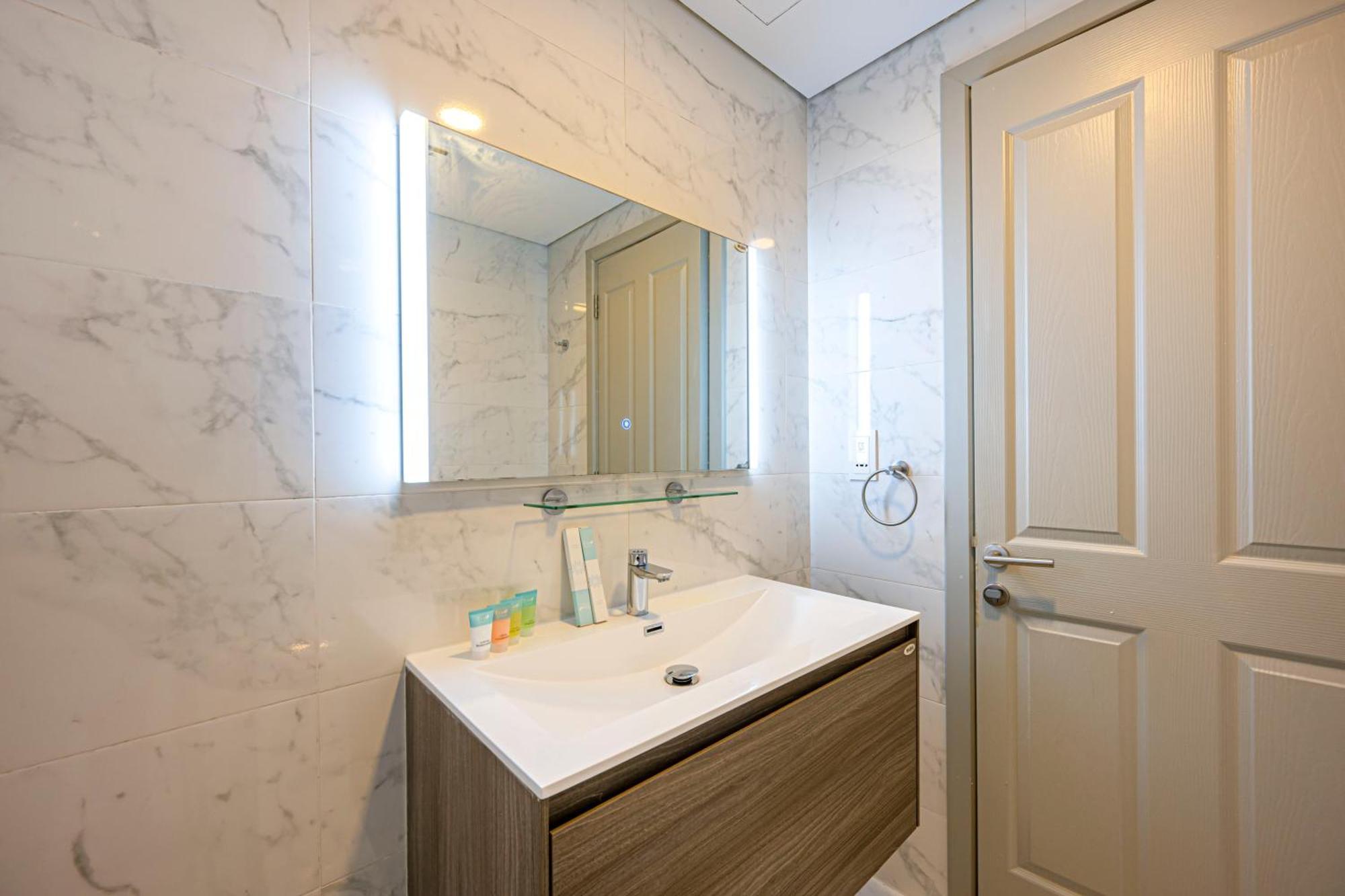 Charming With Dubailand Charm Apartment
