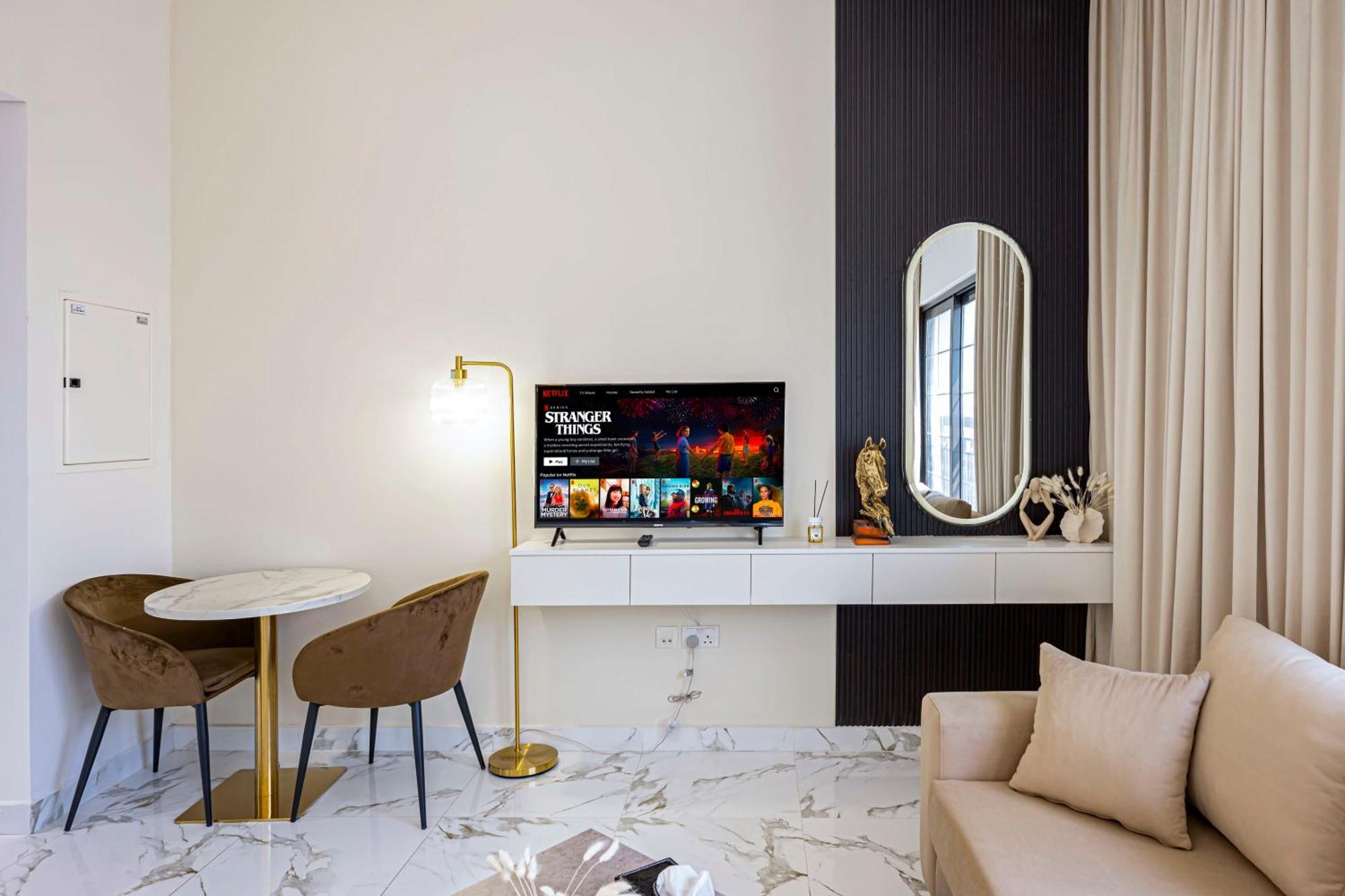 Charming With Dubailand Charm *